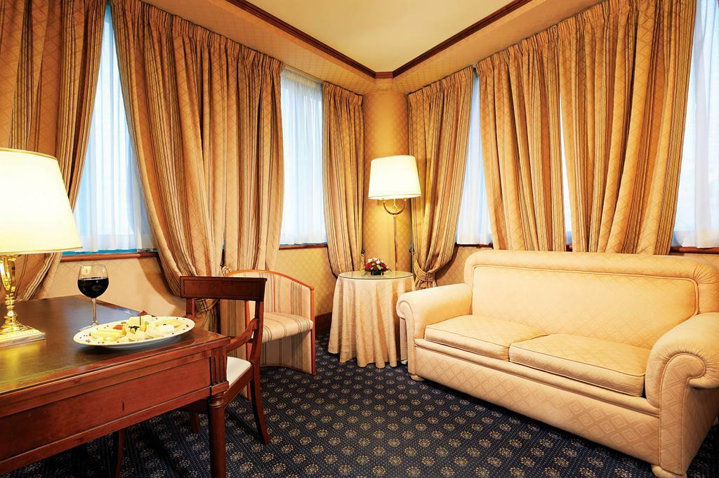 Grand Hotel Duca D'Este Тиволи Терме Стая снимка